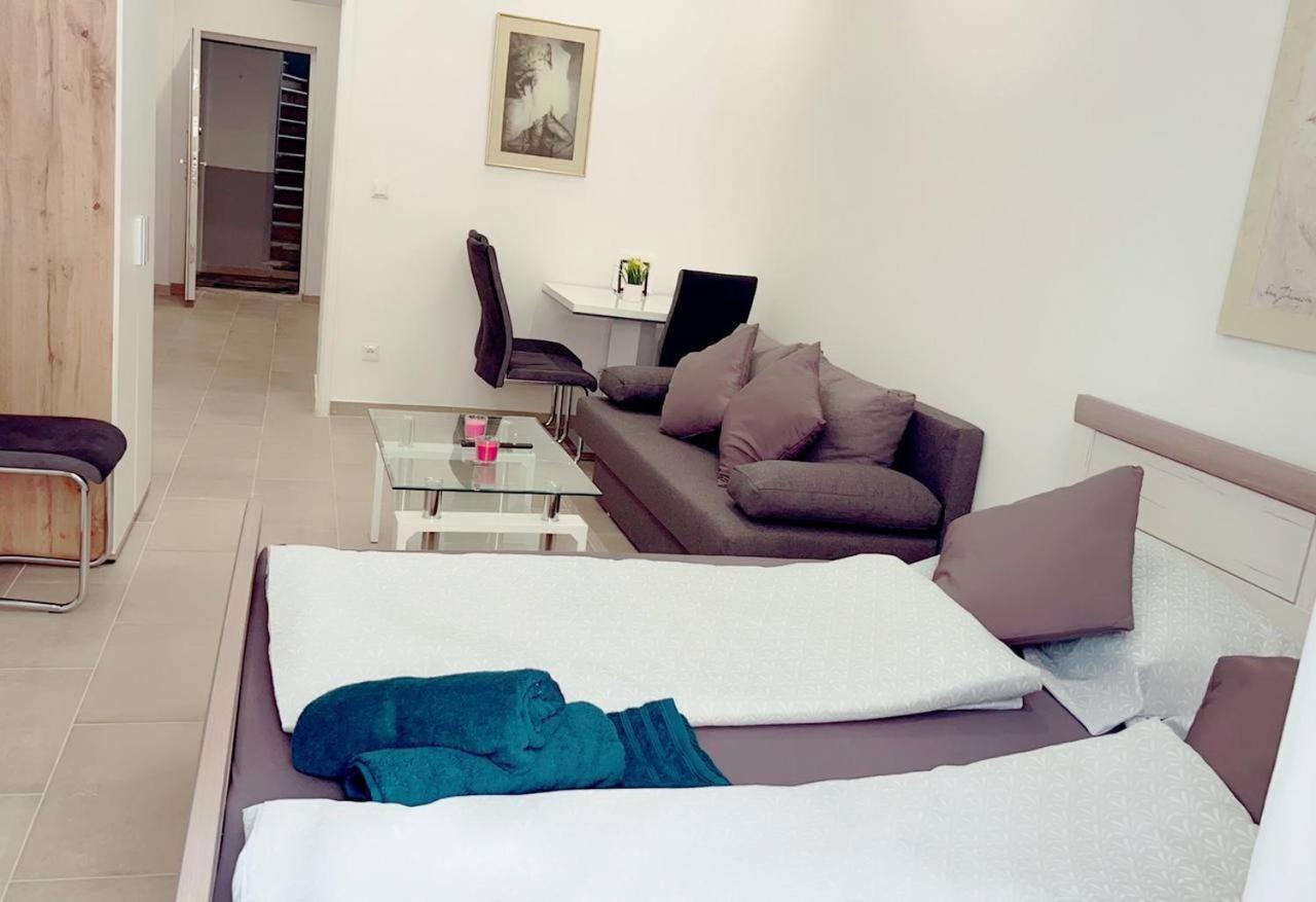 Queen Apartment 4P Wl Wina Bagian luar foto