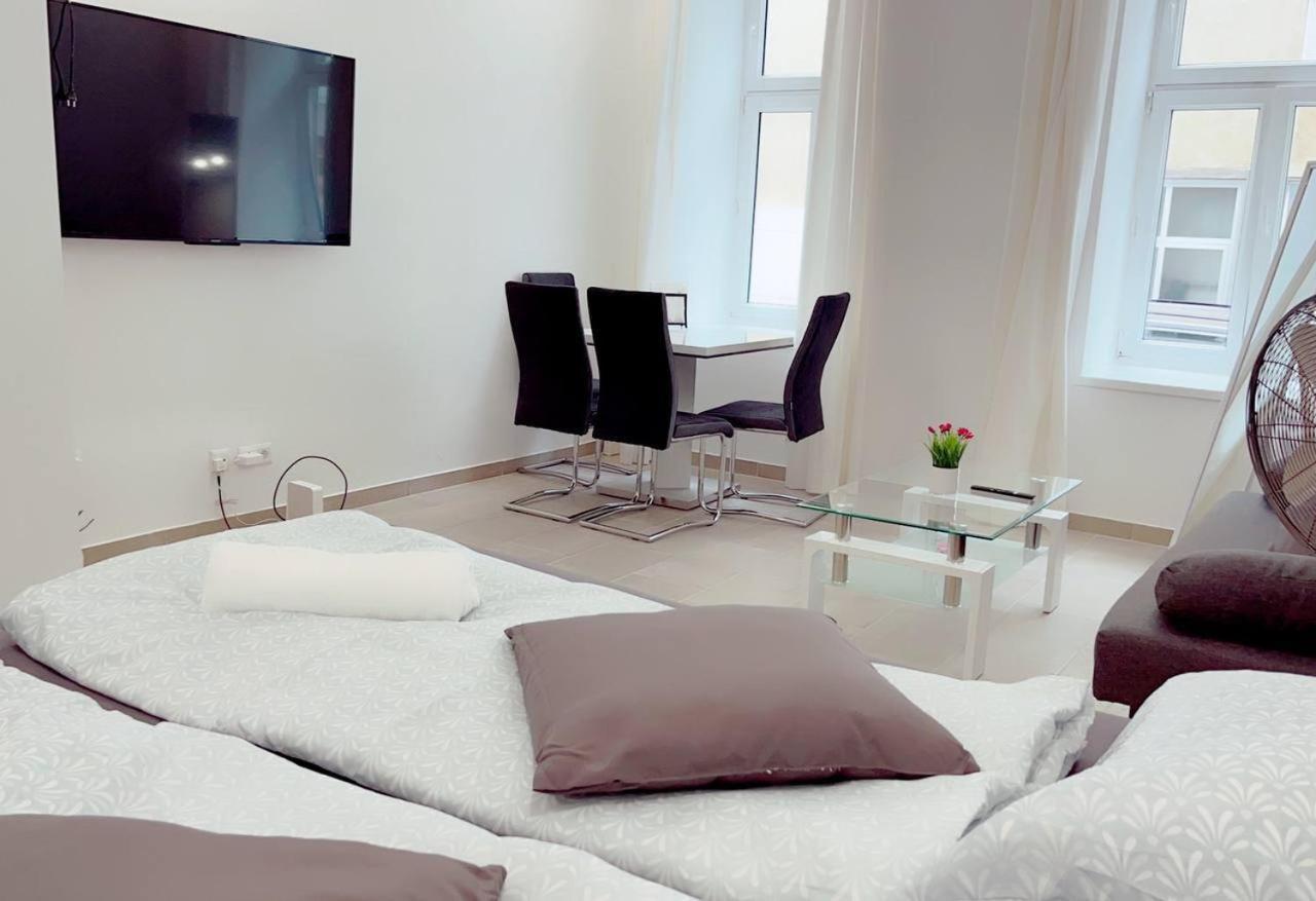 Queen Apartment 4P Wl Wina Bagian luar foto